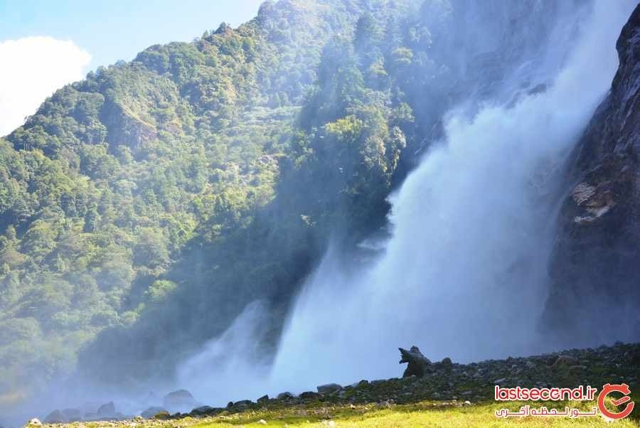 آبشار Nauranang Falls