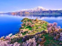 سوان بزرگترین دریاچه ی ارمنستان