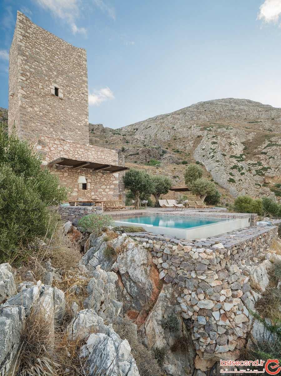 اقامتگاه سنگی تاینارون بلو ریتریت در یونان