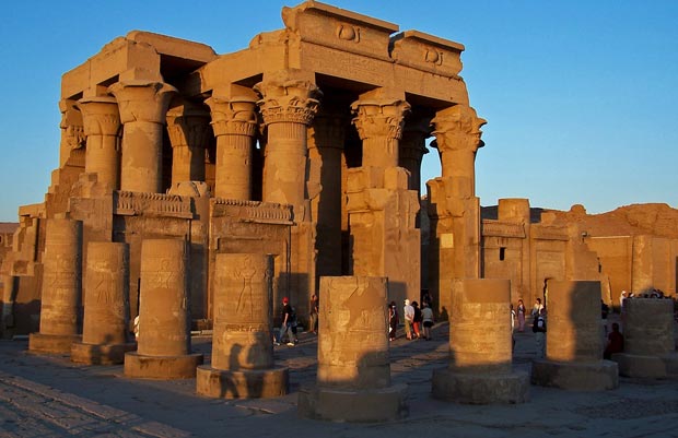 10 معبد زیبای باستانی مصر