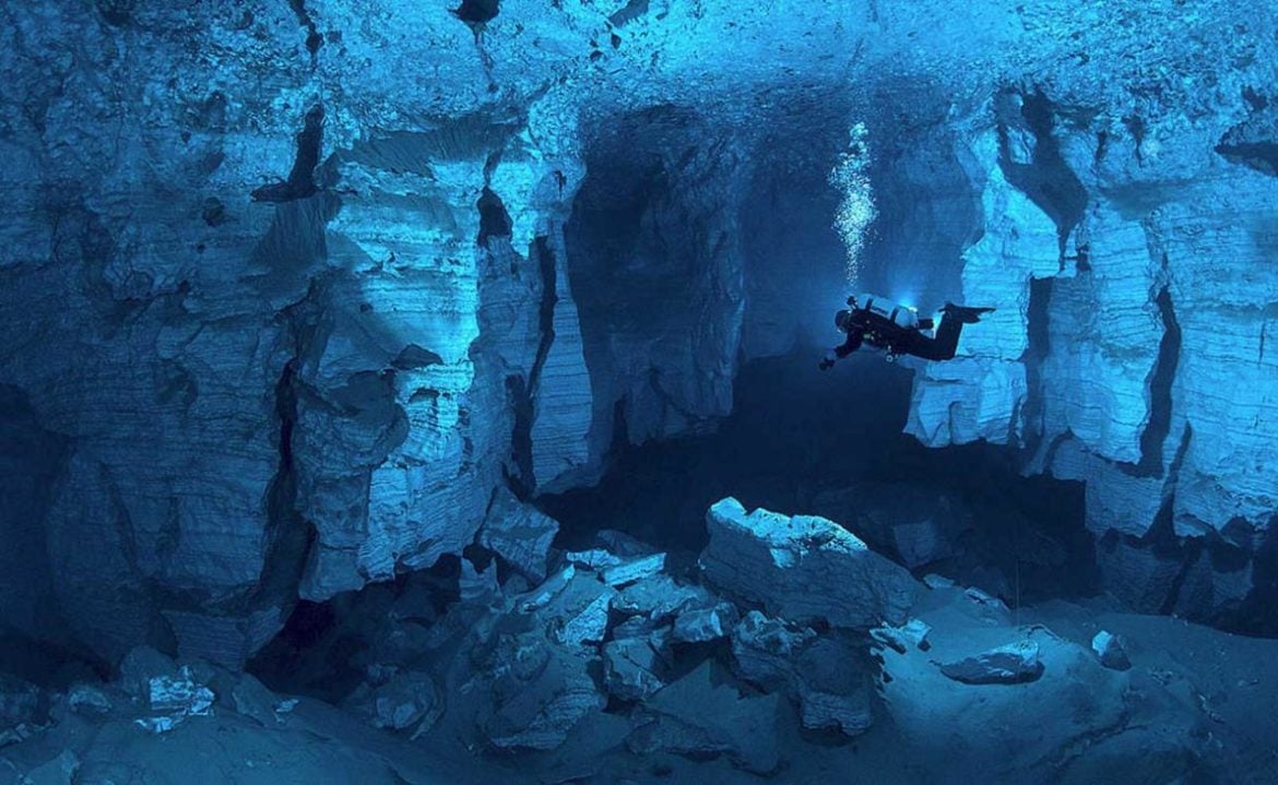 بهترین و زیباترین غارها در جهان