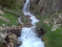 آبشار لندی ، از آبشارهای دائمی و زیبای استان چهارمحال و بختیاری