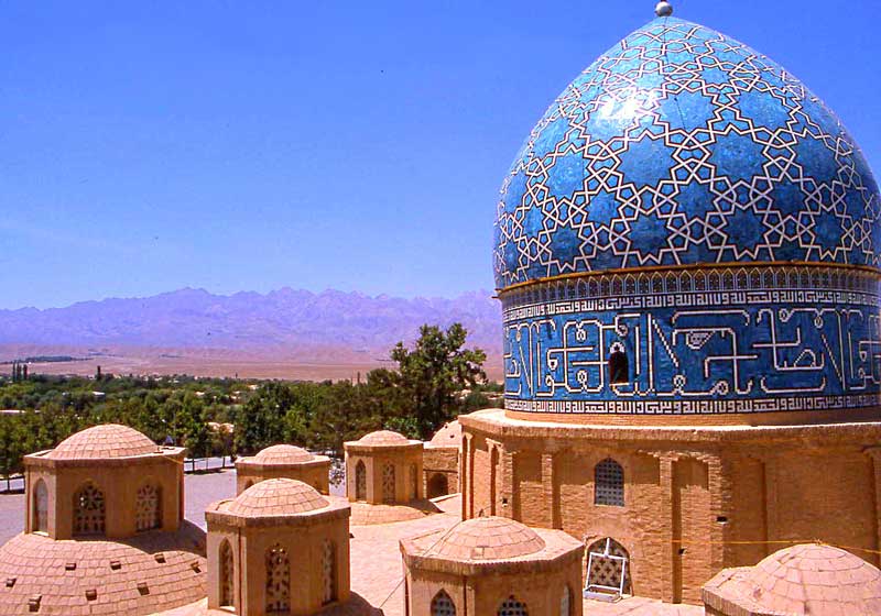 جاهای دیدنی ماهان کرمان ، باغ‌ها ایرانی زیبا و دلگشا