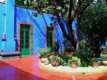 خانه موزه فریدا کالو یا موزه آبی محل تولد، زندگی و مرگ نقاش مشهور مکزیکی