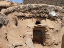 روستای آدم کوتوله ها در ایران ، روستای ماخونیک بیرجند