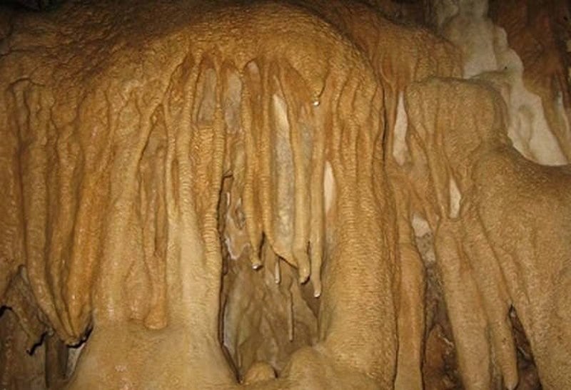 غار وشنوه قم ، بهترین جاهای دیدنی قم