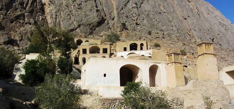 بهترین جاهای دیدنی مهریز یزد| جاذبه های گردشگری تاریخی طبیعی مهریز یزد