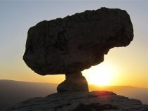 جاذبه های بکر و طبیعی سرفاریاب