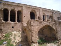 جاهای دیدنی فرادنبه
