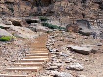 آثار تاریخی نیایشگاه مادی بیستون