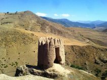 جاذبه تاریخی قلعه گرماور