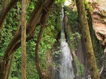جاذبه زیبای آبشار نودشه