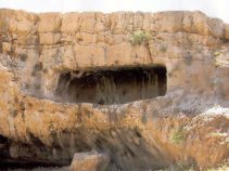 جاذبه زیبای گوردخمه دیره