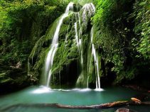 جاذبه گردشگری آبشار رنگو گرگان