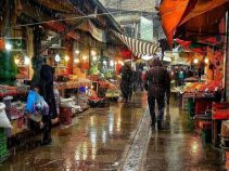 جاذبه گردشگری بازار نعلبندان ، از میوه‌های تازه تا ظرف‌های مسی