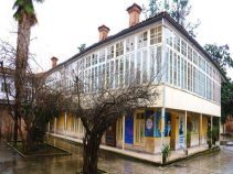خانه ابریشمی ، بنایی زیبا و دیدنی در رشت