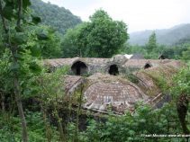 کاروانسرای تی تی ، جاذبه دیدنی سیاهکل