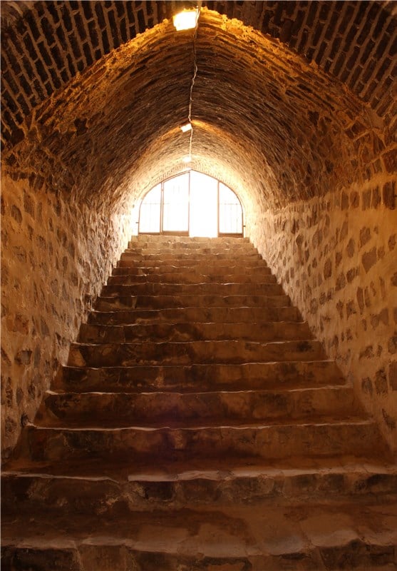 آب انبار بلور ، یکی از بناهای خاص و تاریخی