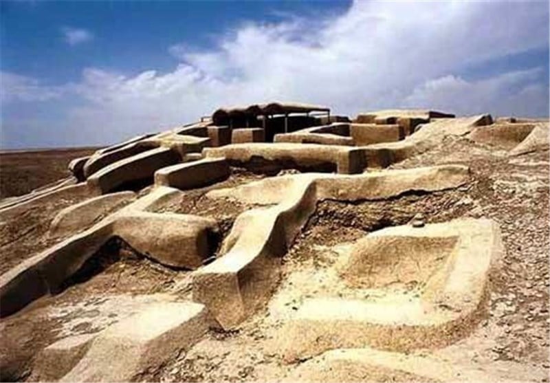 تپه سگز آباد ، یکی از تپه‌های باستانی ایران