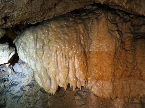 جاذبه گردشگری غار انگره مینو