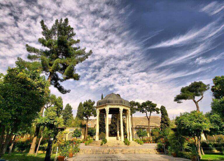 حافظیه شیراز یکی از پرطرفدارترین اماکن گردشگری شیراز