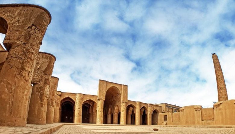 مسجد تاریخانه یکی از قديمی ترين بناهای پس از اسلام