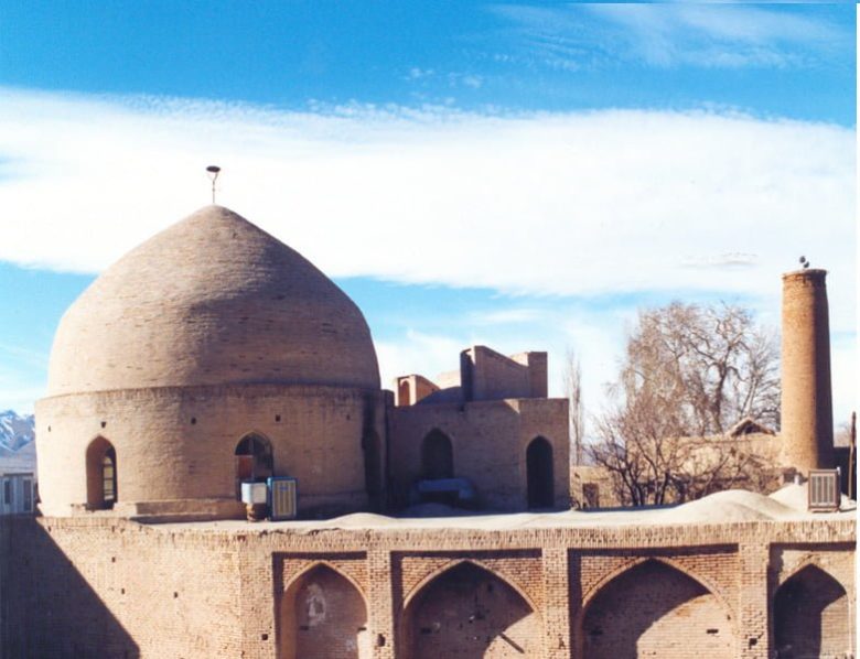 مسجد جامع شش ناو ، از مهمترین آثار معماری دوران سلجوقیان