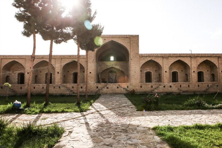 کاروانسرای لاسجرد از زیباترین یادگارهای گذشته‌ی ایران‌زمین