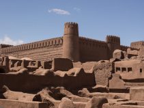 ارگ راين ، یکی از بزرگترین بناهای خشتی ایران