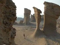 بیابان سایه خوش ، از زیباترین جاذبه‌های طبیعی