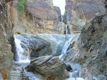 جاذبه طبیعی آبشار پالیزوک