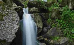 جاذبه گردشگری آبشار فرهاد جوی
