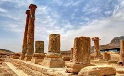 روستا و ستون‌ های تاریخی خورهه ، منطقه‌ای زیبا و تاریخی
