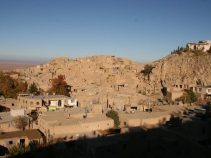 روستای قلعه بالا کجاست؟
