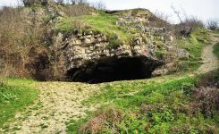غار باستانی هوتو و کمربند