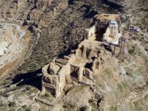 قلعه دختر نخستین بنای گنبد دار ایرانی