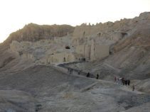 قلعه چهل دختر ، از مجموعه تاریخ کهن کوه خواجه