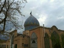 مقبره آقا نورالدین عراقی ، یکی از بناهای مذهبی و تاریخی