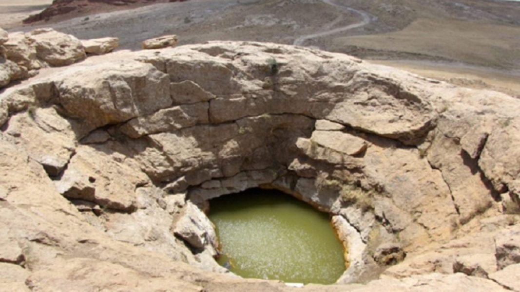 آبگرم شاهان گرماب یکی از منحصرترین چشمه های آبگرم جهان