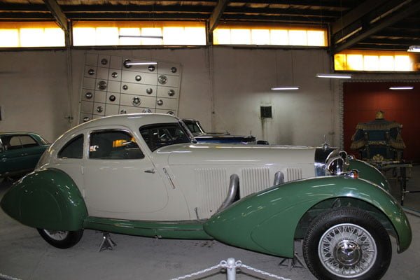 آشنایی با موزه خودروهای تاریخی