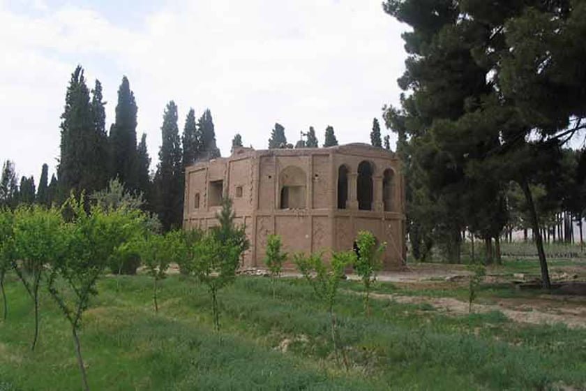 باغ امیرآباد یادگاری از دوران قاجار