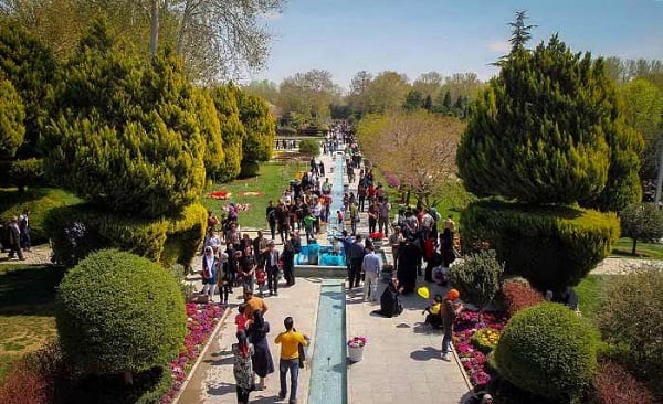 باغ گل‌ها یکی از زیباترین مکان‌های گردشگری اصفهان