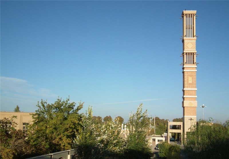 برج بادگیر شکیب از بادگیرهای تاریخی و زیبای استان یزد