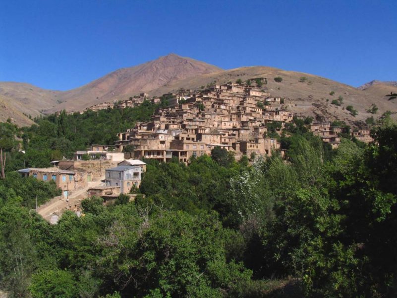 روستای دیزباد نیشابور ، از زیباترین و باسوادترین روستای ایران