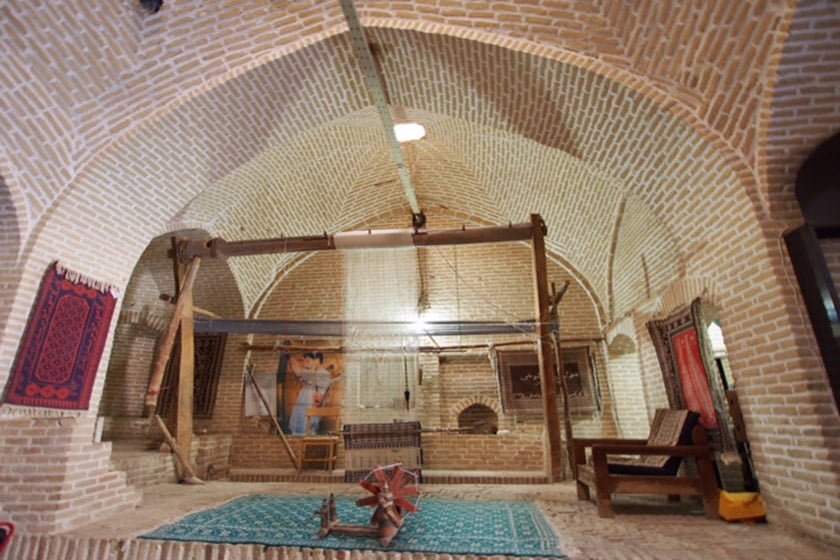 موزه زیلو میبد اولین و تنهاترین موزه زیلو در ایران