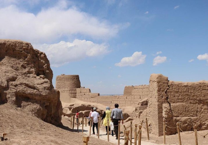 نارین قلعه ارگ حکومتی شهر تاریخی میبد یزد