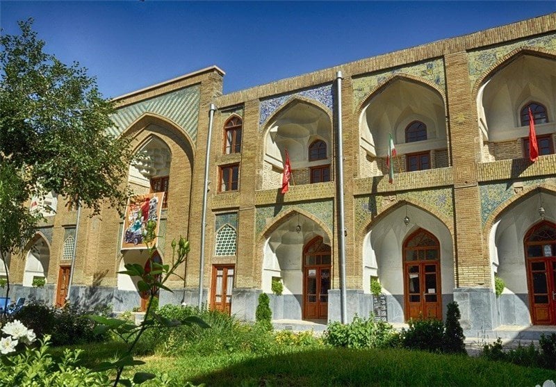 مدرسه عباسقلی خان ، مدرسه‌ای تاریخی از دوران صفویه