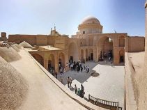 زندان اسکندر و مدرسه ضیائیه یکی از بزرگ‌ترین‌ بناهای تاریخی یزد