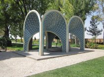 نتیجه تصویری برای مقبره کمال الملک