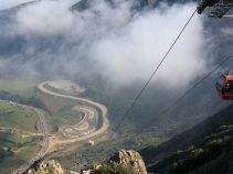 کوه عون بن علی یکی از محبوبترین دیدنی های تبریز